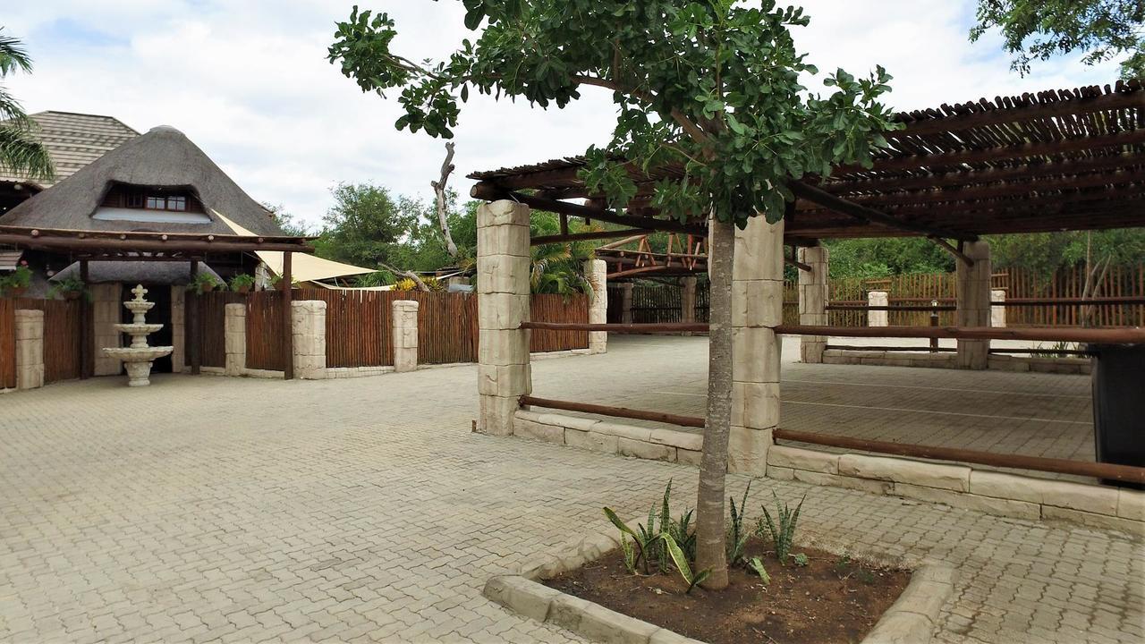 Beyond The Boma Boutique Guesthouse Marloth Park Exterior foto
